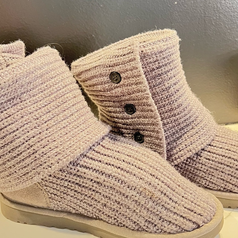 Uggs - Picture 3 of 3